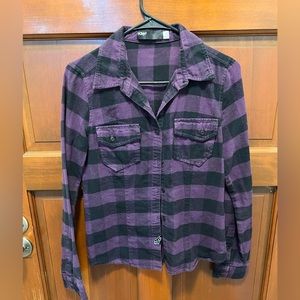 Fox flannel size small